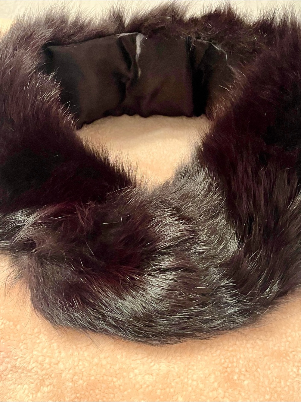 Beautiful Stylish Genuine Black Rabbit Fur Collar - Picture 4 of 4